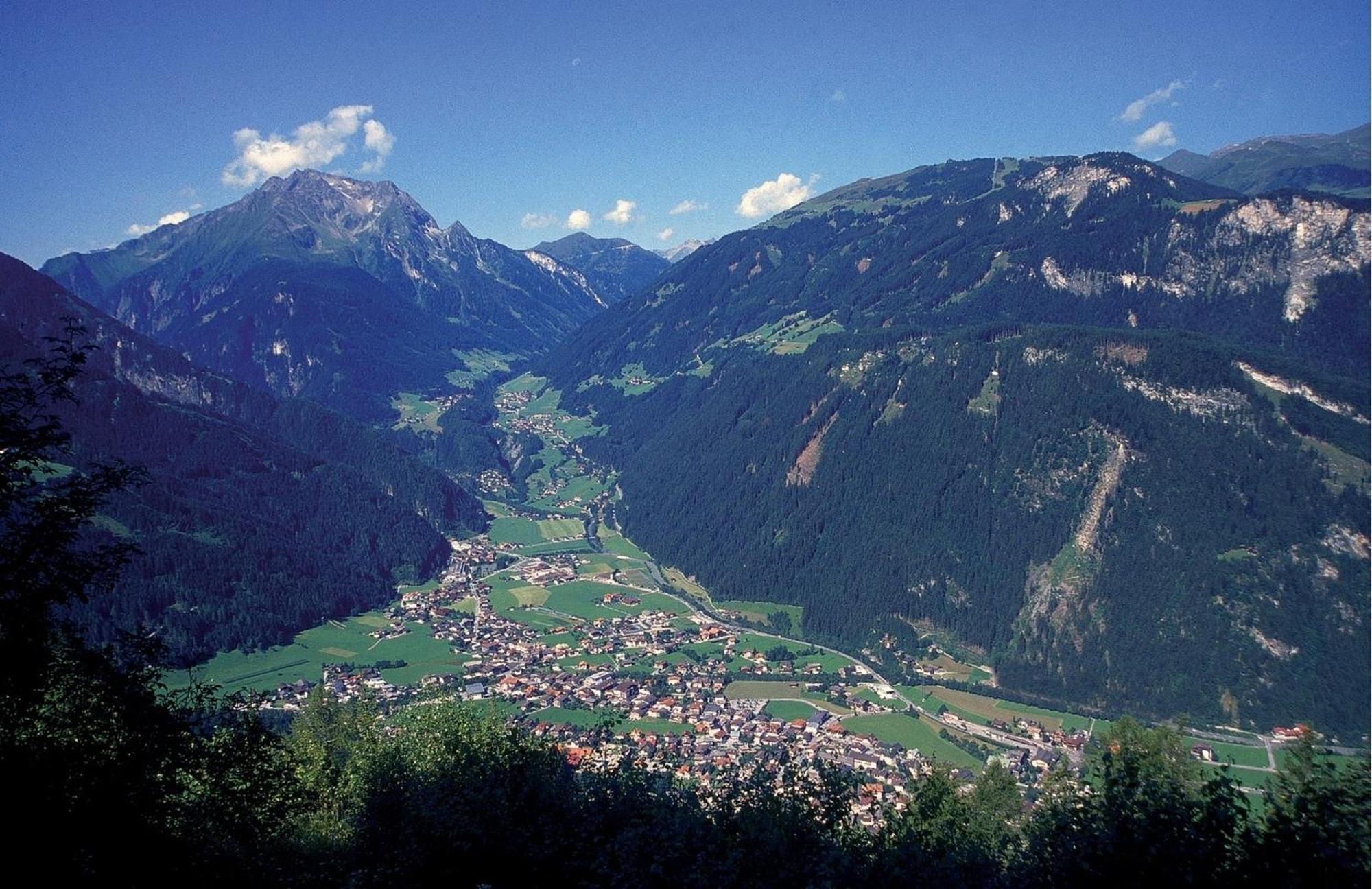 Landhaus Zum Griena Mayrhofen Esterno foto